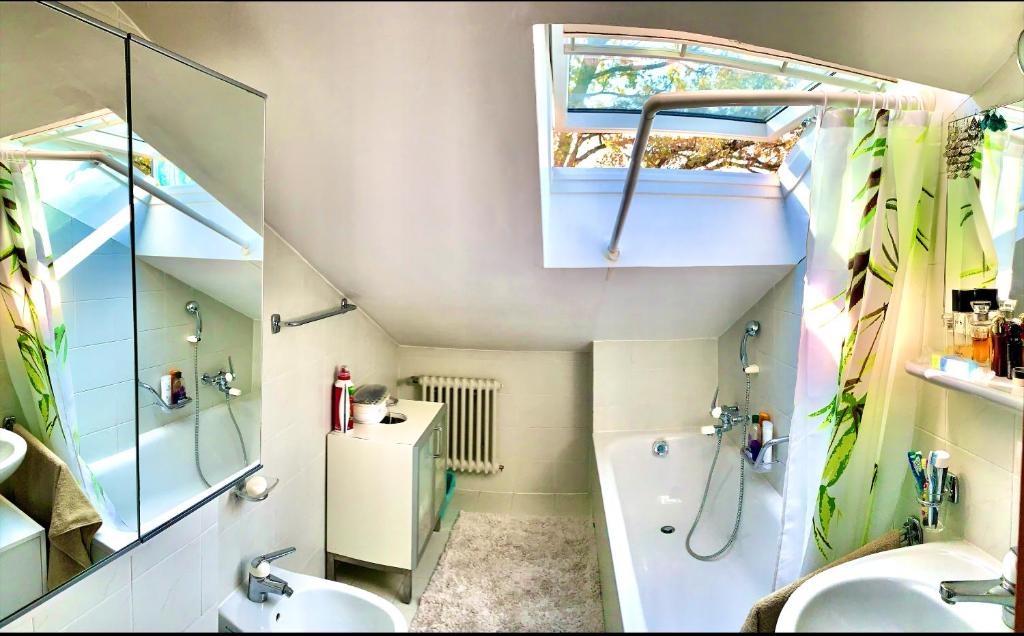 Zora's B&B room 1